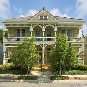 Maison Perrier Bed & Breakfast